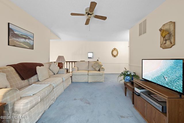 18 Mountain Laurel Lane A, Brielle, NJ 08730