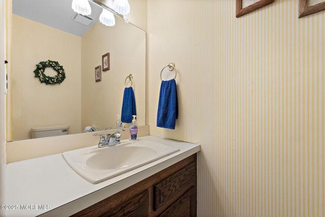 18 Mountain Laurel Lane A, Brielle, NJ 08730