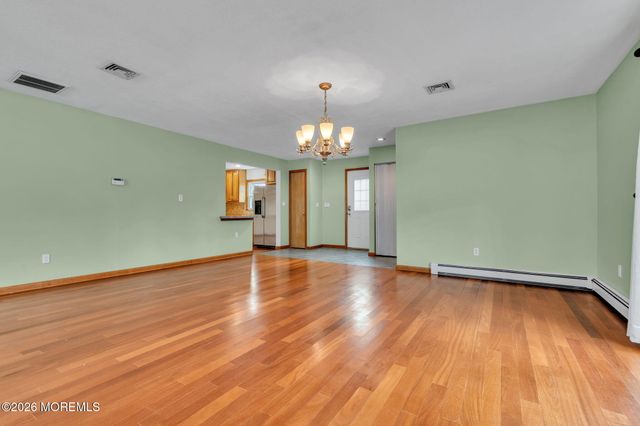 20 Sylvan Boulevard, Howell, NJ 07731