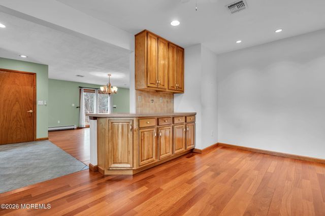 20 Sylvan Boulevard, Howell, NJ 07731