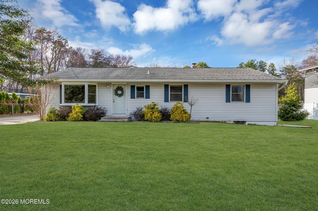 20 Sylvan Boulevard, Howell, NJ 07731