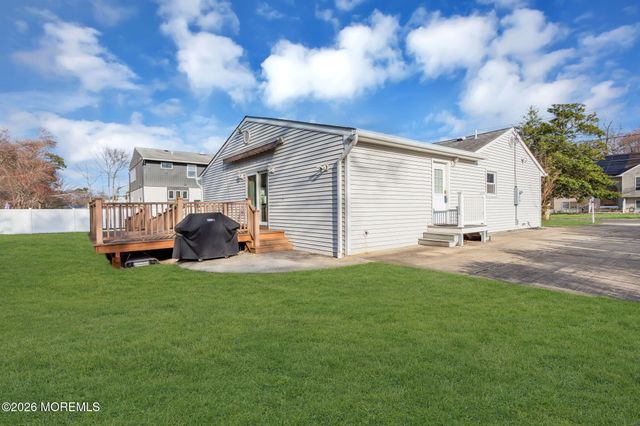 20 Sylvan Boulevard, Howell, NJ 07731