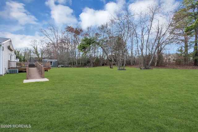 20 Sylvan Boulevard, Howell, NJ 07731