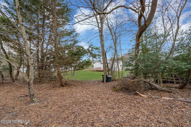 20 Sylvan Boulevard, Howell, NJ 07731