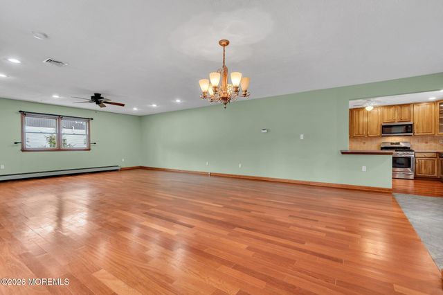 20 Sylvan Boulevard, Howell, NJ 07731