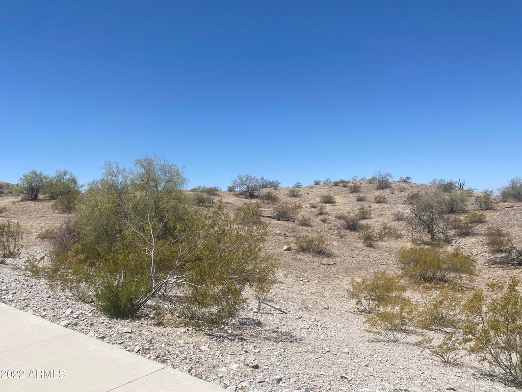 17668 W ESTES Way 4, Goodyear, AZ 85338 — photo 4