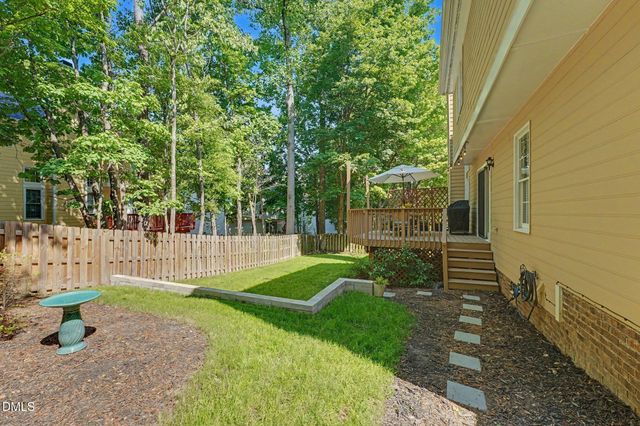 105 New Holland Place, Cary, NC 27519