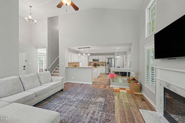 105 New Holland Place, Cary, NC 27519