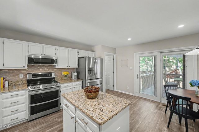 105 New Holland Place, Cary, NC 27519