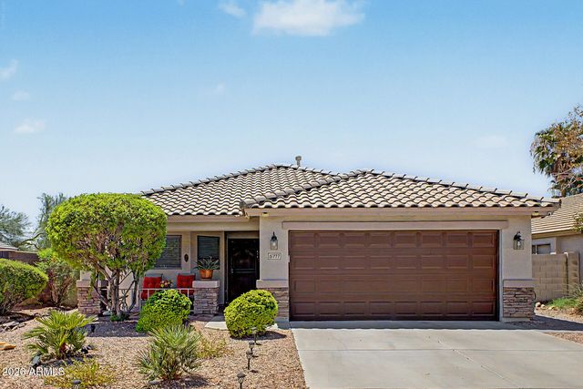 15777 W LATHAM Street, Goodyear, AZ 85338