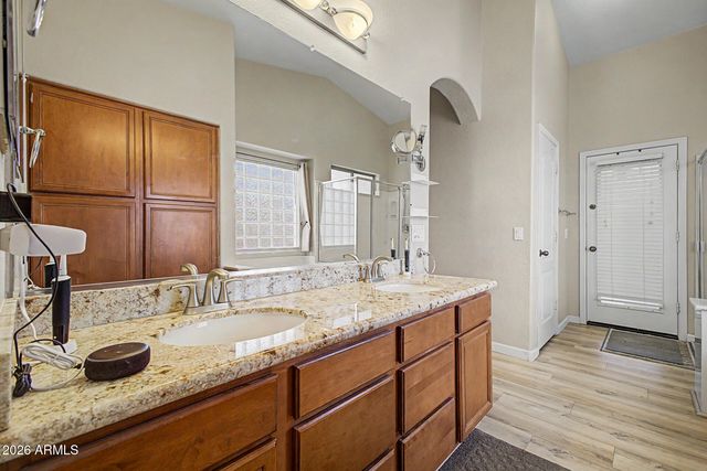15777 W LATHAM Street, Goodyear, AZ 85338