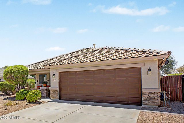 15777 W LATHAM Street, Goodyear, AZ 85338