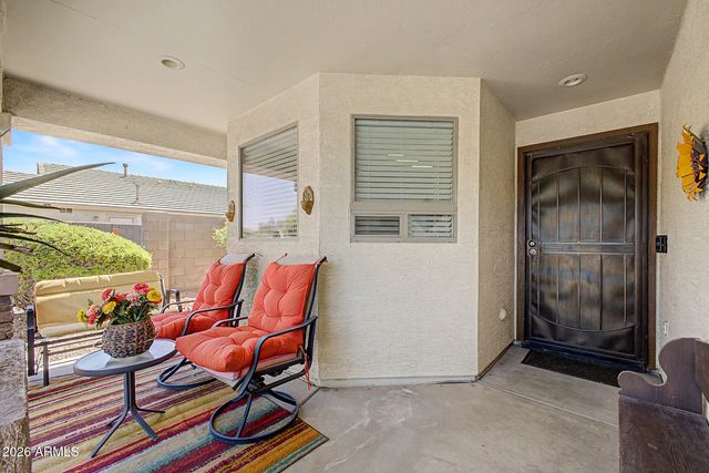 15777 W LATHAM Street, Goodyear, AZ 85338