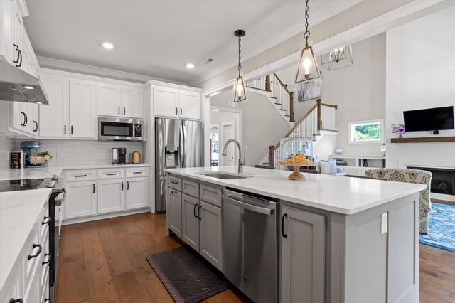 7723 Carnice Drive, Ooltewah, TN 37363