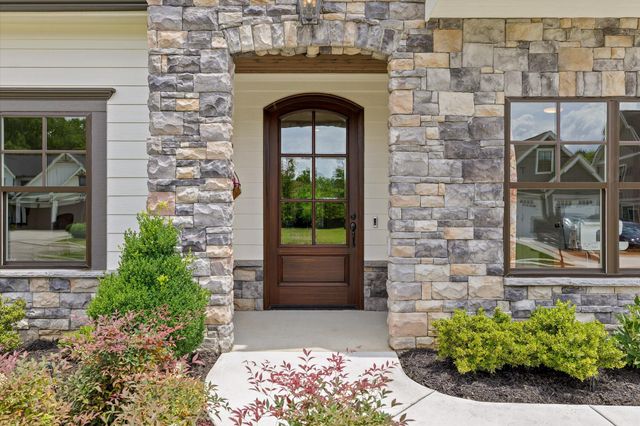 7723 Carnice Drive, Ooltewah, TN 37363