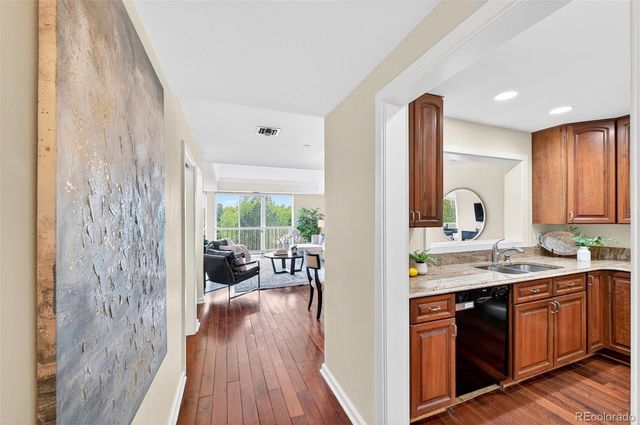 1900 E Girard Place 508, Englewood, CO 80113