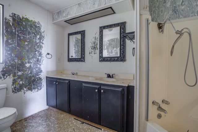 17677 Olinda Road, Anderson, CA 96007