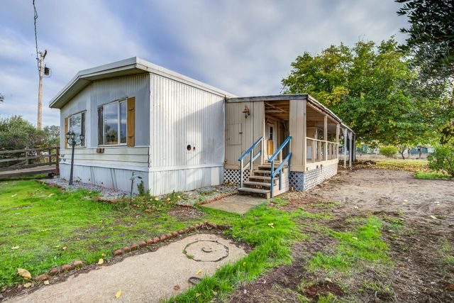 17677 Olinda Road, Anderson, CA 96007