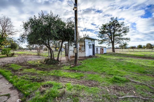 17677 Olinda Road, Anderson, CA 96007