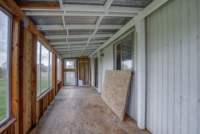 17677 Olinda Road, Anderson, CA 96007