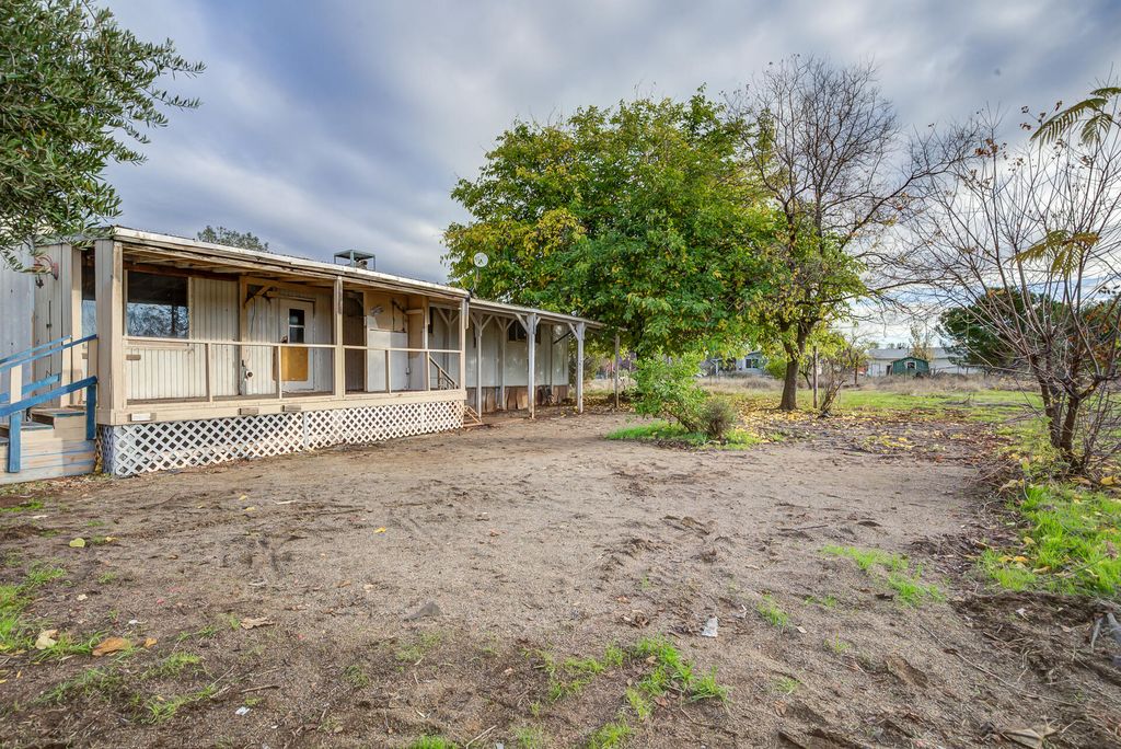 17677 Olinda Road, Anderson, CA 96007