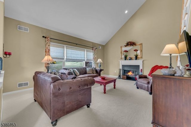 107 Mc Cullough Rd, Washington Twp., NJ 07882