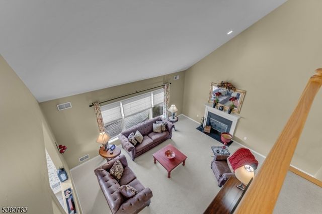 107 Mc Cullough Rd, Washington Twp., NJ 07882