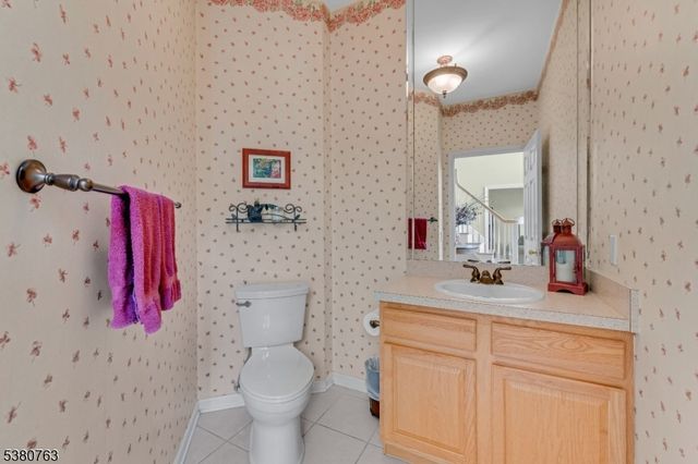 107 Mc Cullough Rd, Washington Twp., NJ 07882