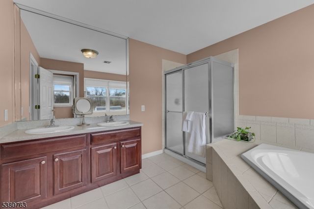 107 Mc Cullough Rd, Washington Twp., NJ 07882