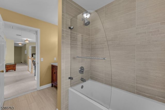 107 Mc Cullough Rd, Washington Twp., NJ 07882