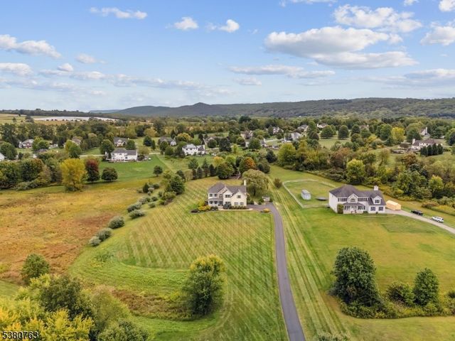 107 Mc Cullough Rd, Washington Twp., NJ 07882