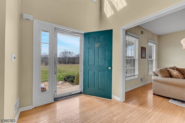 107 Mc Cullough Rd, Washington Twp., NJ 07882