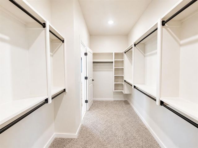 18020 Fields Drive, Edmond, OK 73012