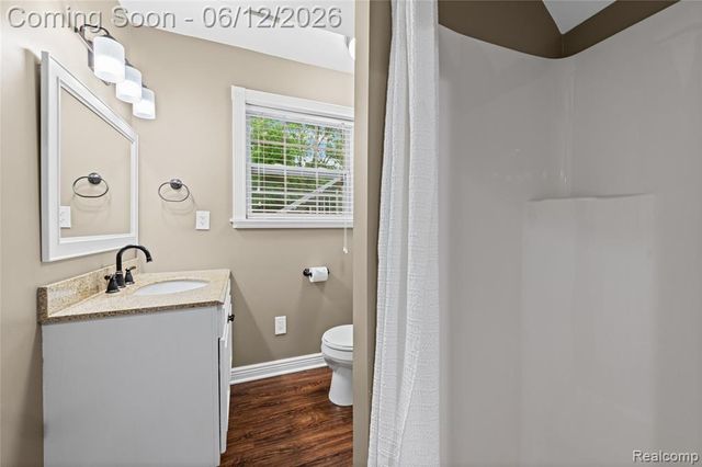 2904 Sun Terrace Drive, Hartland, MI 48353