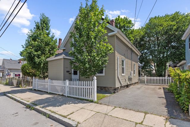 127 Spruce St, Lawrence, MA 01841