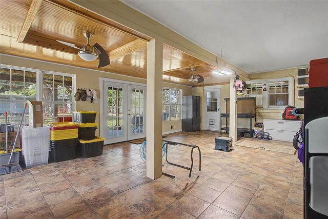 7921 White Settlement Road, White Settlement, TX 76108