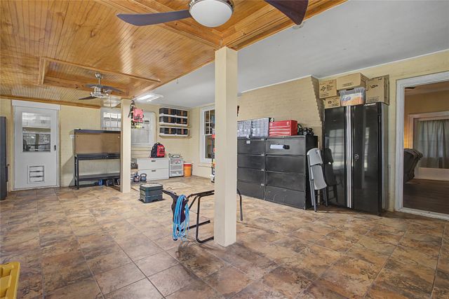 7921 White Settlement Road, White Settlement, TX 76108