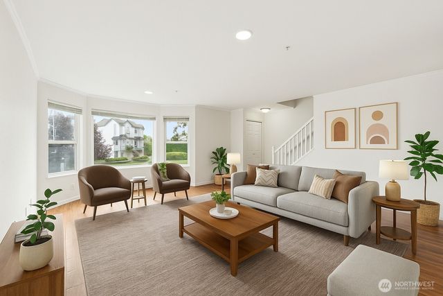 8823 Holly Drive #532, Everett, WA 98208