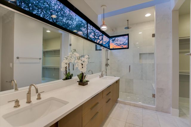 1325 Bonham TER A, Austin, TX 78704