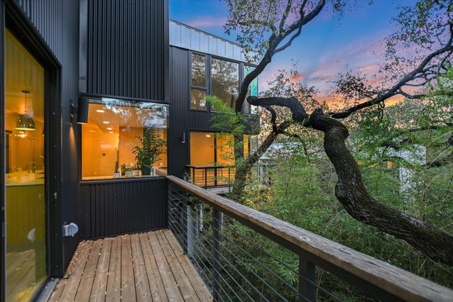 1325 Bonham TER A, Austin, TX 78704