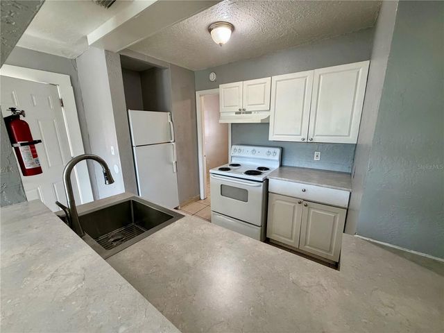 827 PARIS AVENUE S Apt A, St Petersburg, FL 33701