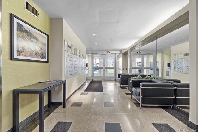 7 Fordham Hill Oval 2E, Bronx, NY 10468