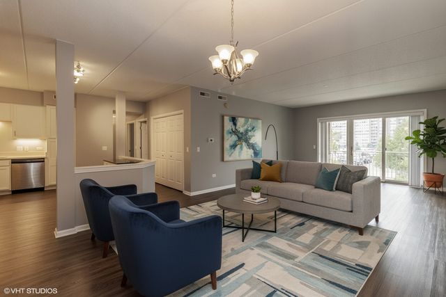 8727 W Bryn Mawr Avenue 206, Chicago, IL 60631