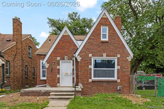 8310 Whitcomb Street, Detroit, MI 48228