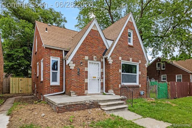 8310 Whitcomb Street, Detroit, MI 48228