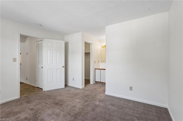 541 Pineland Cir Apt 201, Newport News, VA 23608