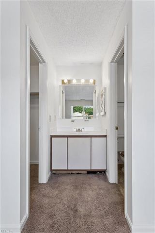 541 Pineland Cir Apt 201, Newport News, VA 23608
