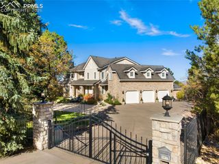 601 Penrose Boulevard, Colorado Springs, CO 80906
