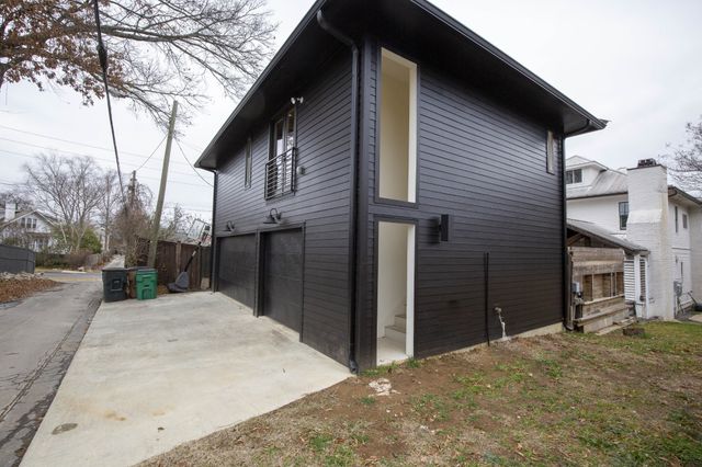 2213B Belmont Blvd, Nashville, TN 37212
