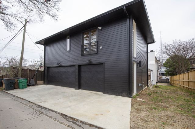 2213B Belmont Blvd, Nashville, TN 37212